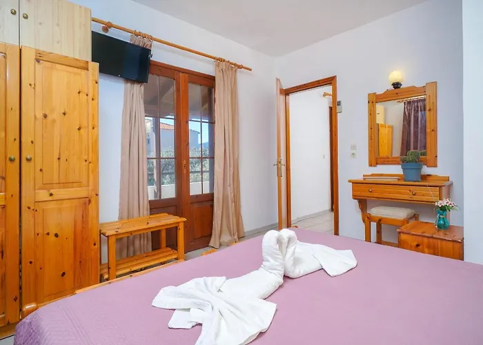 Penelopi Apartment *